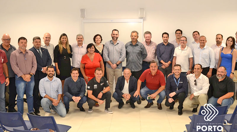 Secretário de Desenvolvimento Econômico do Estado visita Porto Ferreira em event [...]