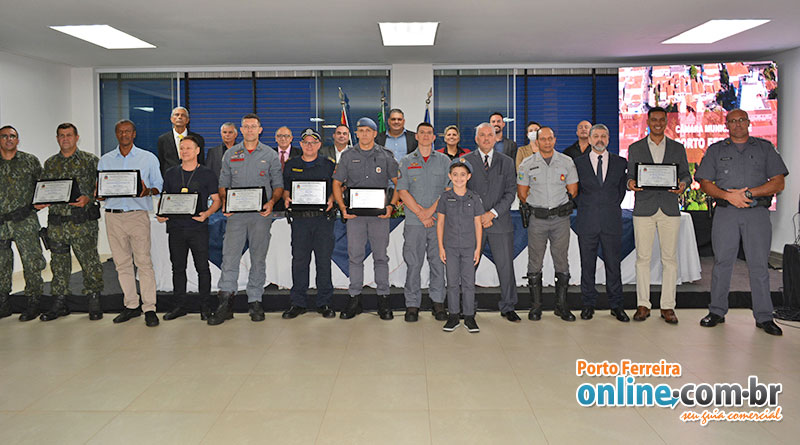 Entrega do título Policial Padrão no Sest Senat 24/04