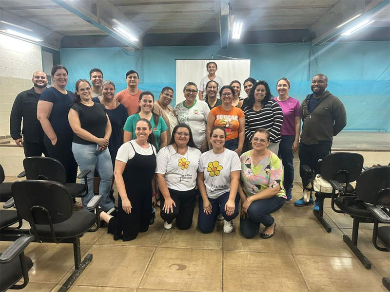 CMDCA realiza processos formativos em duas unidades educacionais referente ao Maio Laranja