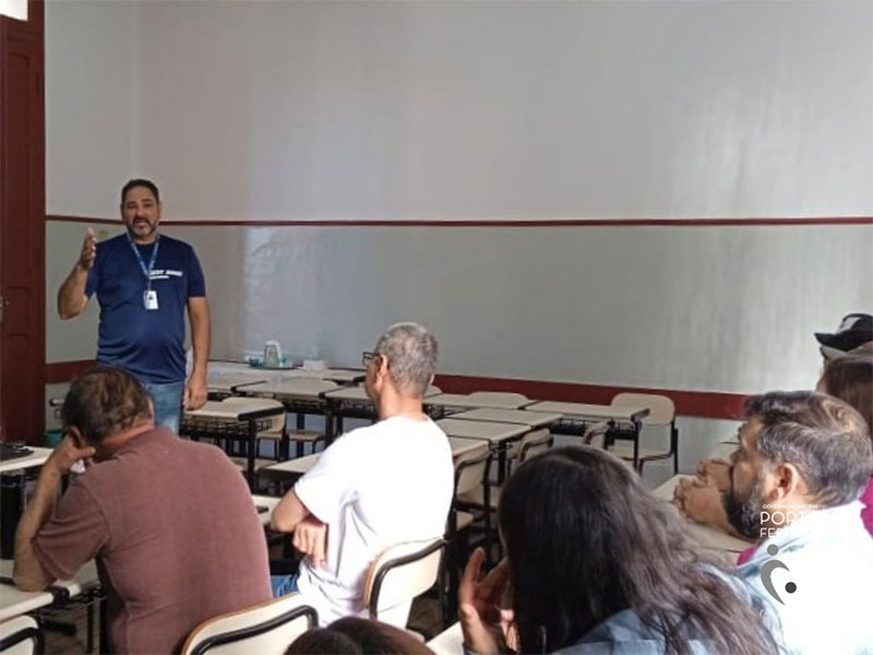 Ação da Cipa da Secretaria da Educação promove treinamento sobre importância do uso de EPIs.