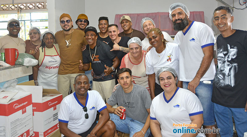 Feijoada beneficente arrecada recursos para a Creche Roberto Henrique João e Casa Reamar