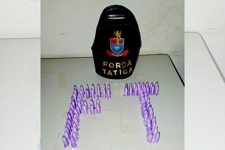 Força Tática apreende Adolescente com 82 Porções de Cocaína na Vila Constituição [...]