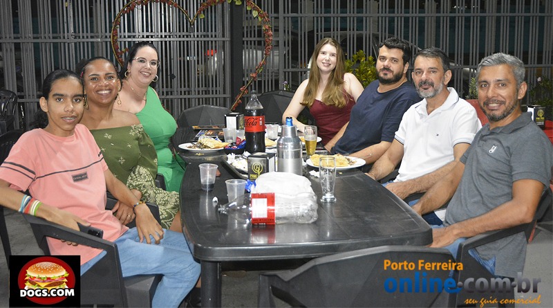 Dogs.com – 08/11/2025