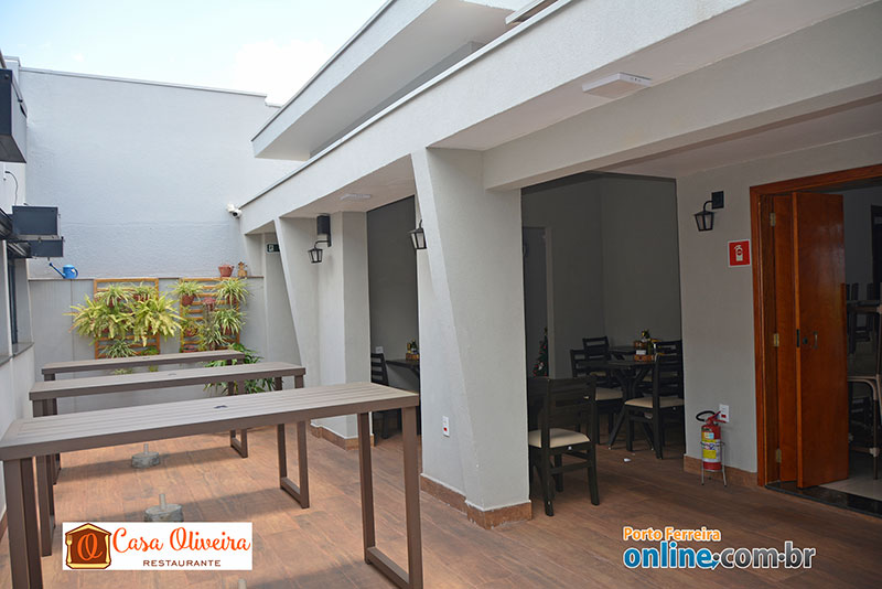 Casa Oliveira sabor caseiro, aquele almoço caprichado esperando por você