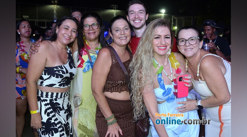 Uma Noite Tropical Inesquecível no Baile do Havaí do PFFC – 1ª Parte