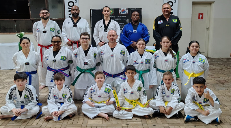 A Academia de Taekwondo Osni Martins realizou, na noite de ontem, o tradicional  [...]