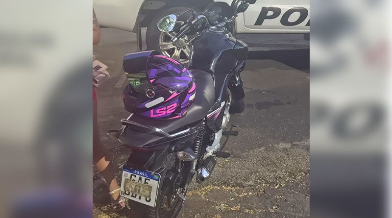 PM apreende motocicleta e prende duas pessoas por crime de trânsito em Porto Fer [...]