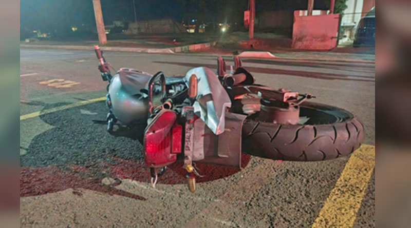 Motociclista foge da ROMO, faz manobras perigosas e colide com carro próximo à F [...]
