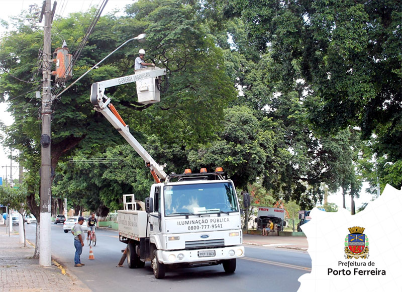 Prefeitura orienta população sobre como solicitar reparos na iluminação pública