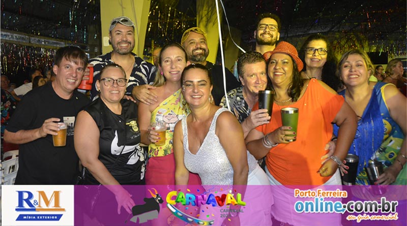 Ritmo, tradição e muita animação na noite de Carnaval