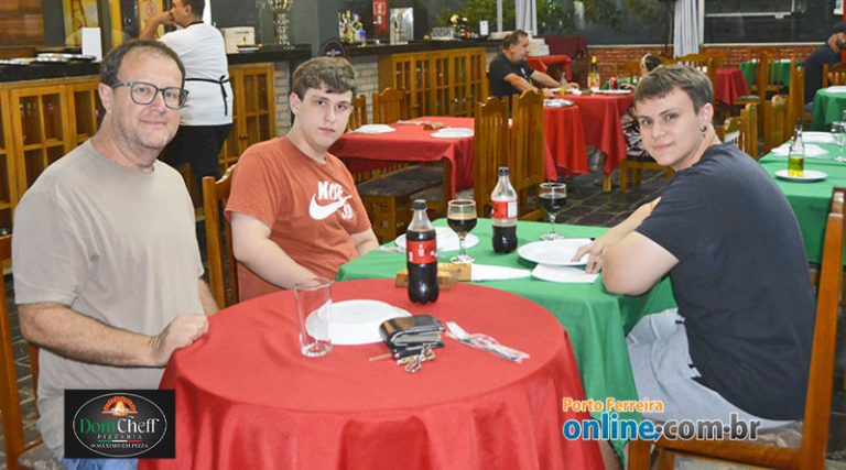 Dom Cheff Pizzaria: sabor, música e uma nova experiência!