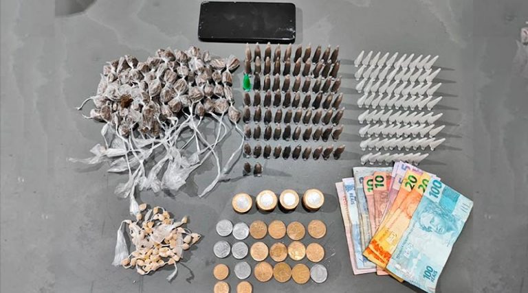 Polícia Militar apreende drogas durante patrulhamento em Santa Rita do Passa Qua [...]