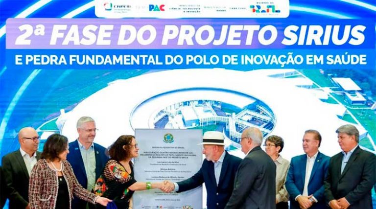 O Brasil precisa sair do atraso a que foi submetido durante todo o século XXR [...]