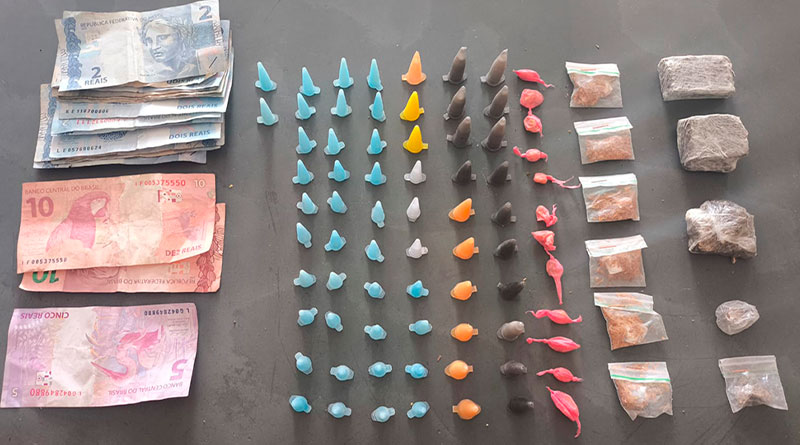 Polícia Militar realiza duas prisões por tráfico de drogas no bairro Cristo Redentor em Porto Ferreira