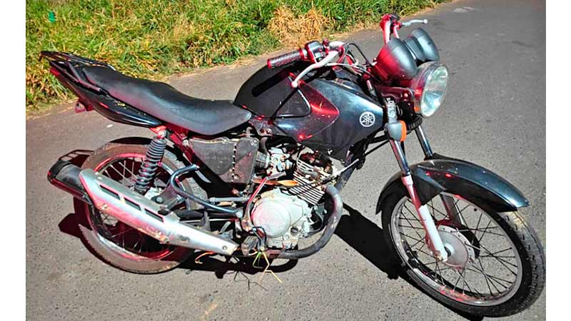 GCM localiza motocicleta furtada abandonada em área de mata
