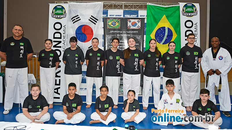 Academia Osni Martins de Taekwondo realiza exame de graduação em Porto Ferreira