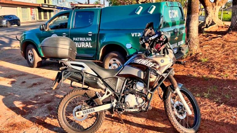 GCM LOCALIZA MOTOCICLETA DADA COMO FURTADA E DEVOLVE AO PROPRIETÁRIO