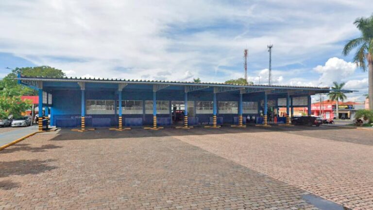 Assinado o contrato de concessão onerosa do Terminal Rodoviário de Porto Ferreir [...]