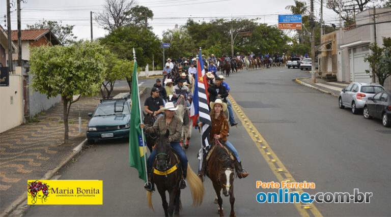 Mega cavalgada Ferreirense