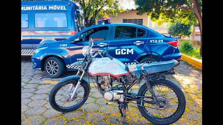 GCM APREENDE MOTOCICLETA IRREGULAR APÓS FUGA NO JARDIM ANÉSIA