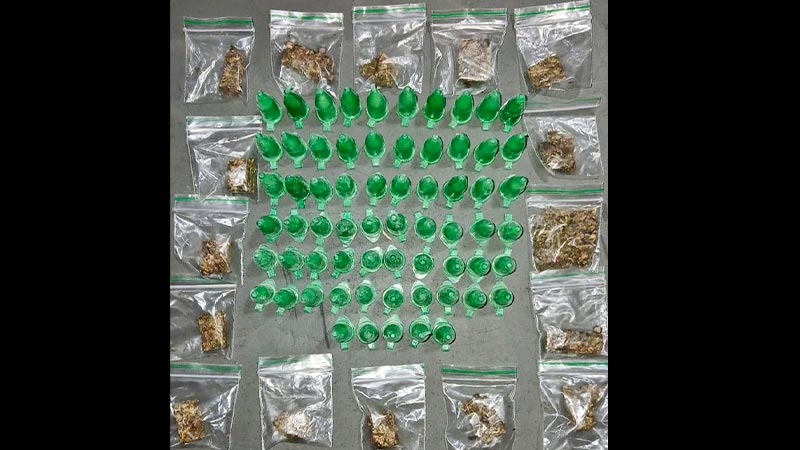 Polícia Militar apreende cocaína e maconha escondidas em imóvel abandonado em Santa Rita do Passa Quatro