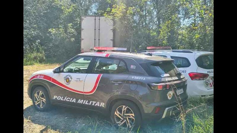 Caminhão roubado é localizado abandonado em pedreira desativada em Descalvado