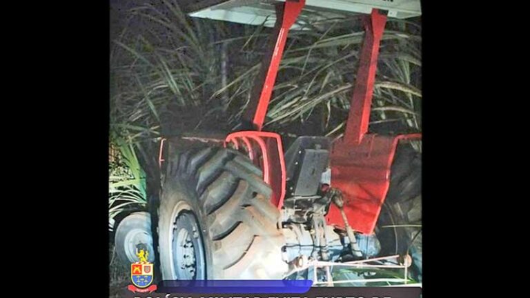 POLÍCIA MILITAR EVITA FURTO DE MAQUINÁRIOS AGRÍCOLAS EM SANTA RITA DO PASSA QUAT [...]
