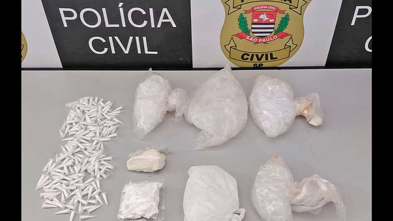 Polícia Militar apreende 314 gramas de cocaína em área de mata em Descalvado