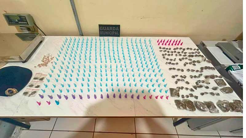 GCM APREENDE 496 PORÇÕES DE ENTORPECENTES NO JARDIM ESPERANÇA